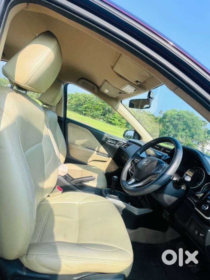 Honda City I-vtec V, 2018, Petrol