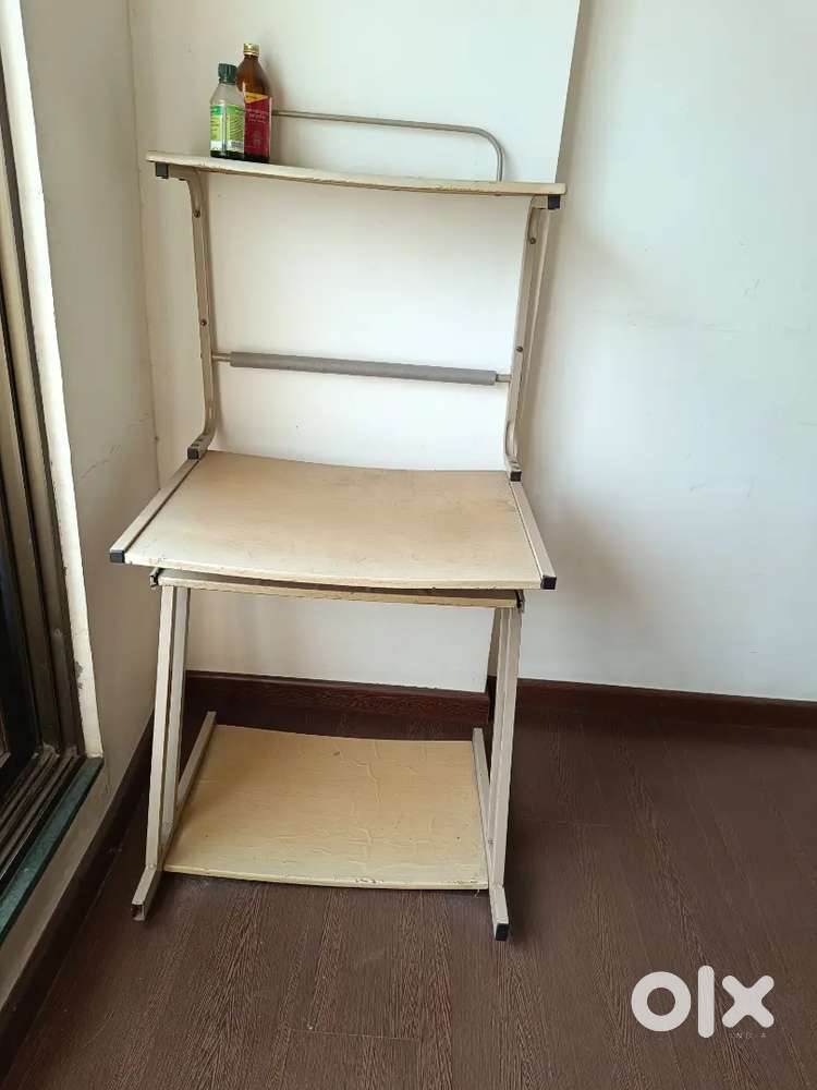 Computer Wooden Table in India, Free classifieds in India OLX
