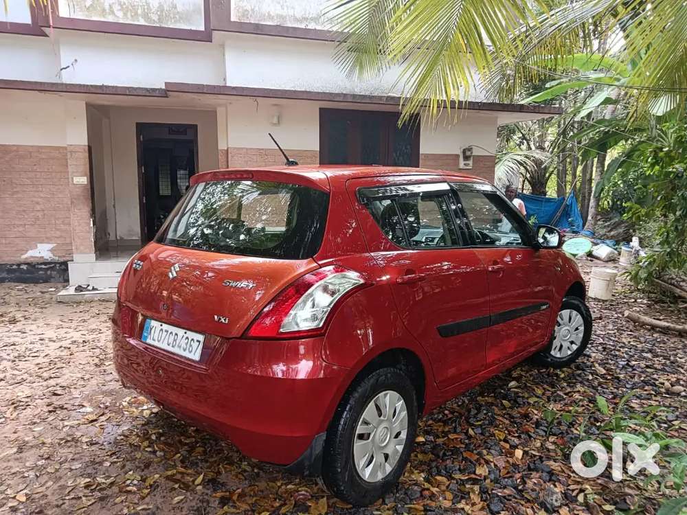 Maruti Suzuki Swift 2014 Petrol 100000 Km Driven