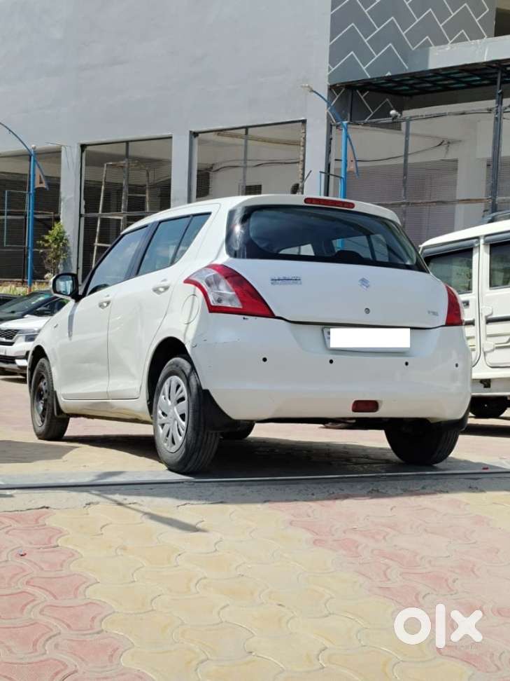 Maruti Suzuki Swift Vxi + Manual, 2016, Petrol