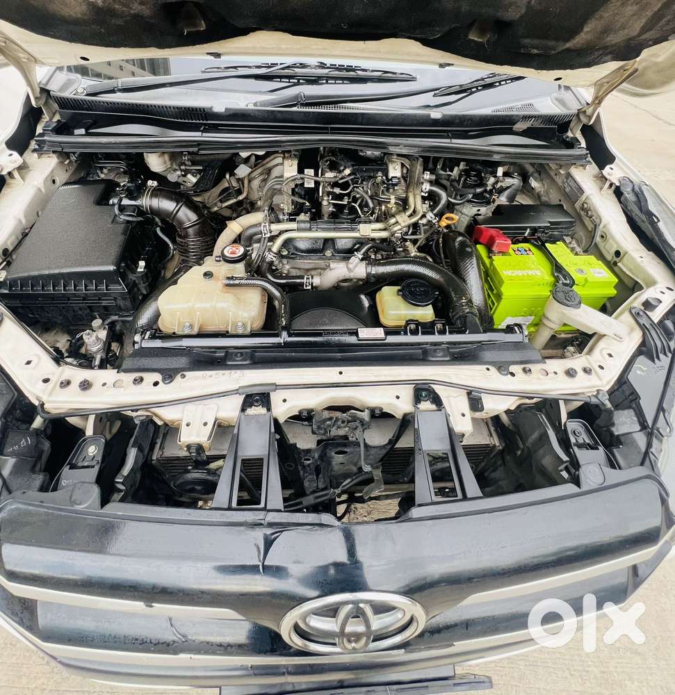 Toyota Innova Crysta 2.4 G Mt, 2017, Diesel