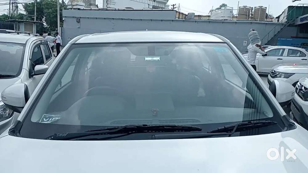 Brezza Lxi Smart Hybrid A One Condition