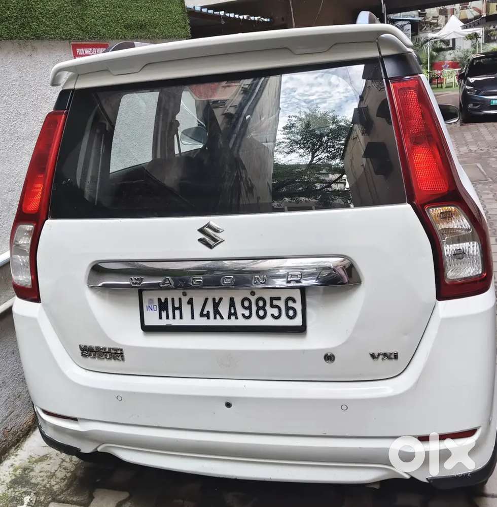 Maruti Suzuki Vxi Petrol + Cng
