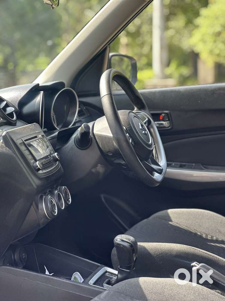 Maruti Suzuki Swift Zxi Plus Amt Dual Tone, 2018