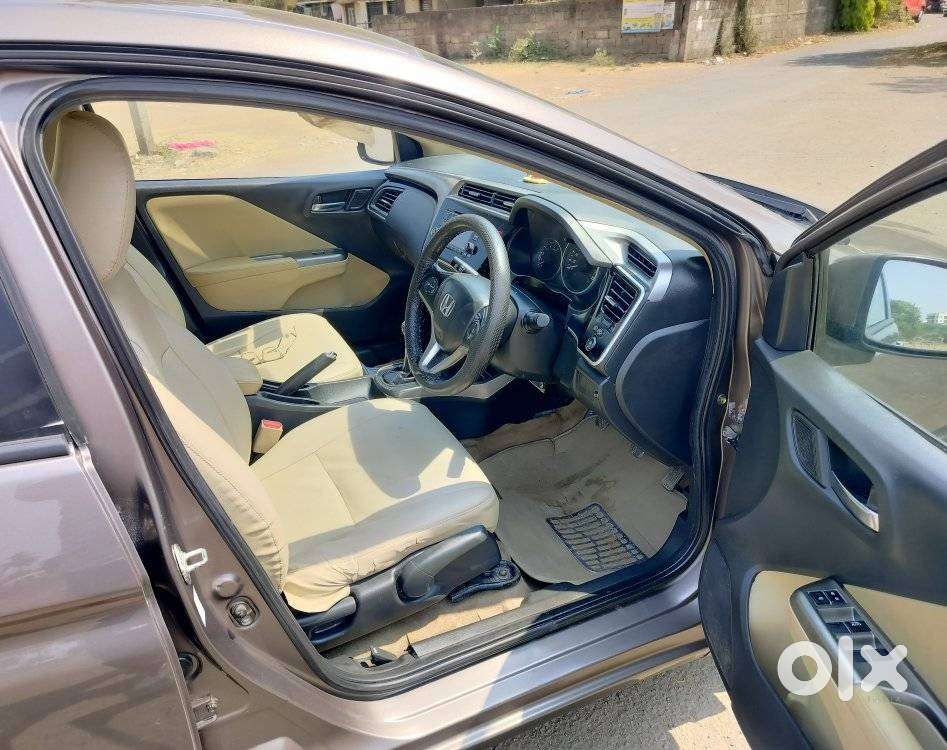 Honda City V Mt Sunroof, 2015, Diesel