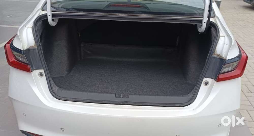 Honda City I-vtec Vx, 2024, Petrol