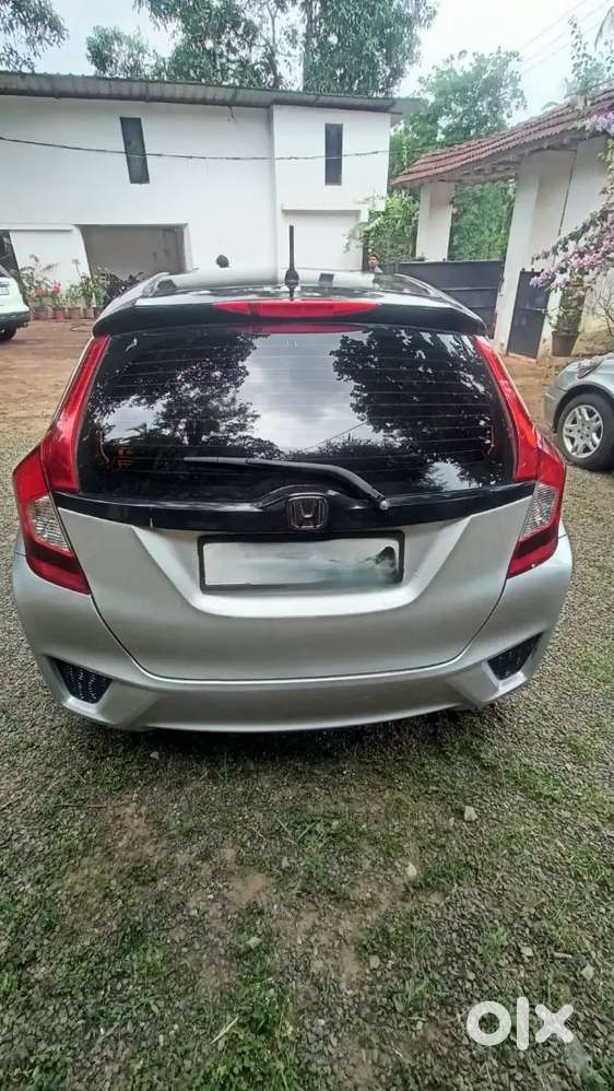 Honda Jazz Automatic 2016 Petrol 74000 Km Driven