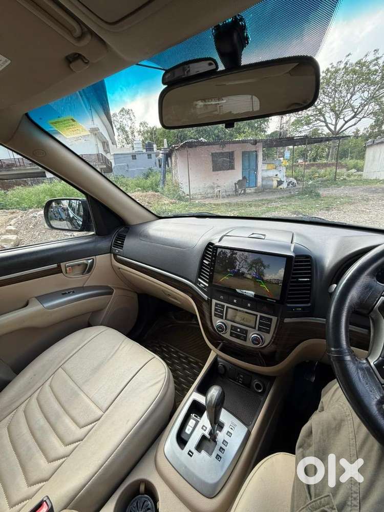 Hyundai Santa Fe (2011) 4x4 Automatic