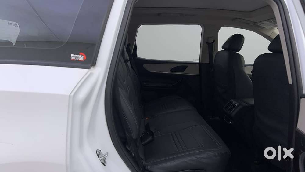 Mahindra Xuv700 2.2 Ax 5 Diesel Mt 7 Str, 2024, Diesel