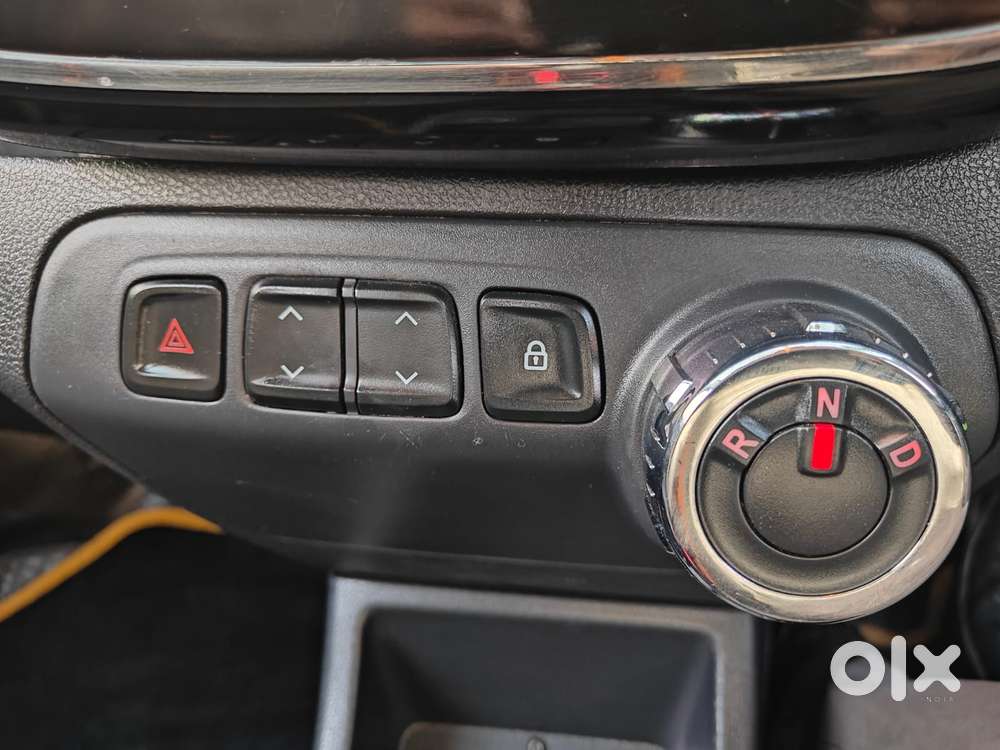 Renault Kwid 2015-2019 1.0 Rxt Amt, 2017, Petrol