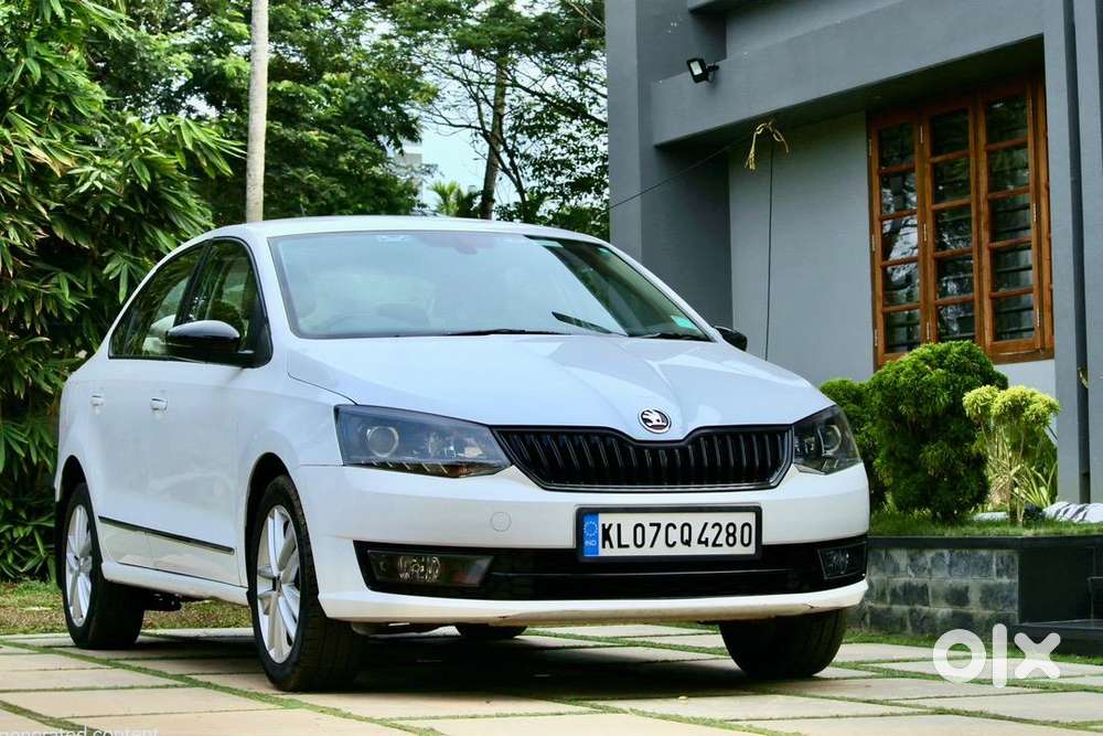 2018 Skoda Rapid 1.6 Petrol Style Mt