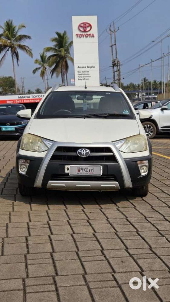 Toyota Etios Cross 1.2l G, 2015, Petrol