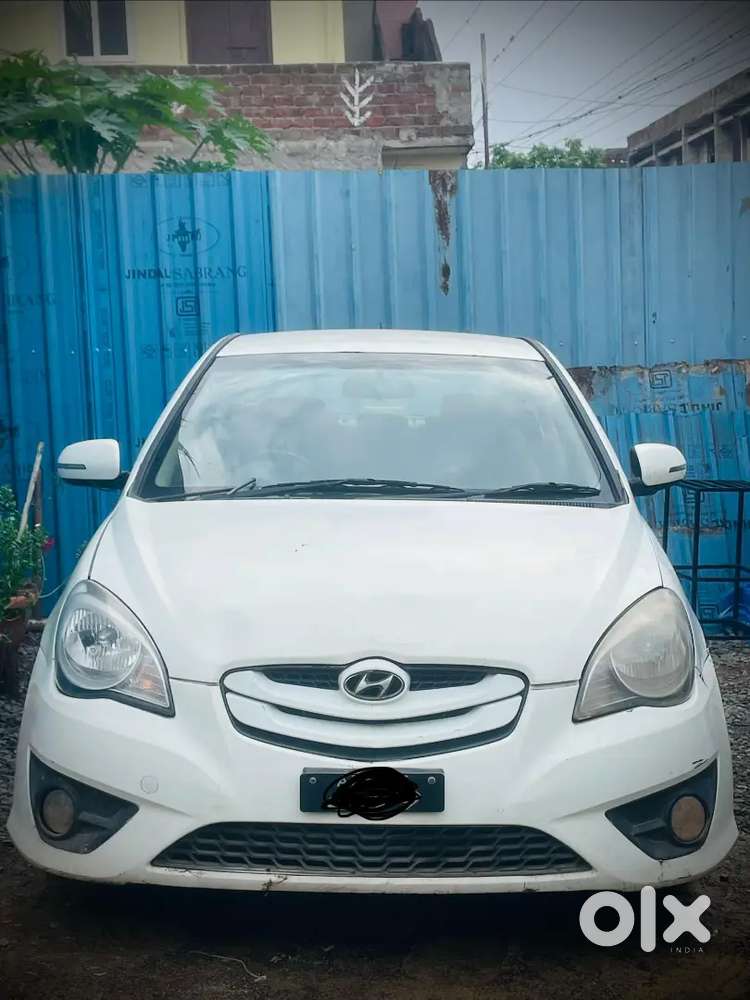 Hyundai Verna 2011