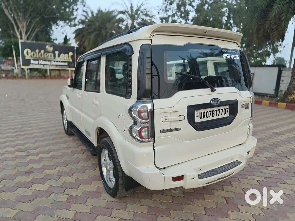 Mahindra Scorpio S8, 2016, Diesel