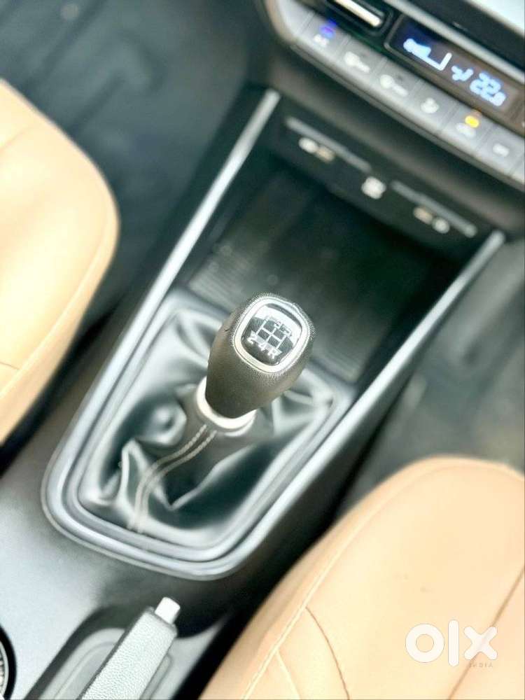 Hyundai Elite I20 Asta (o) 1.2 Mt, 2021, Petrol