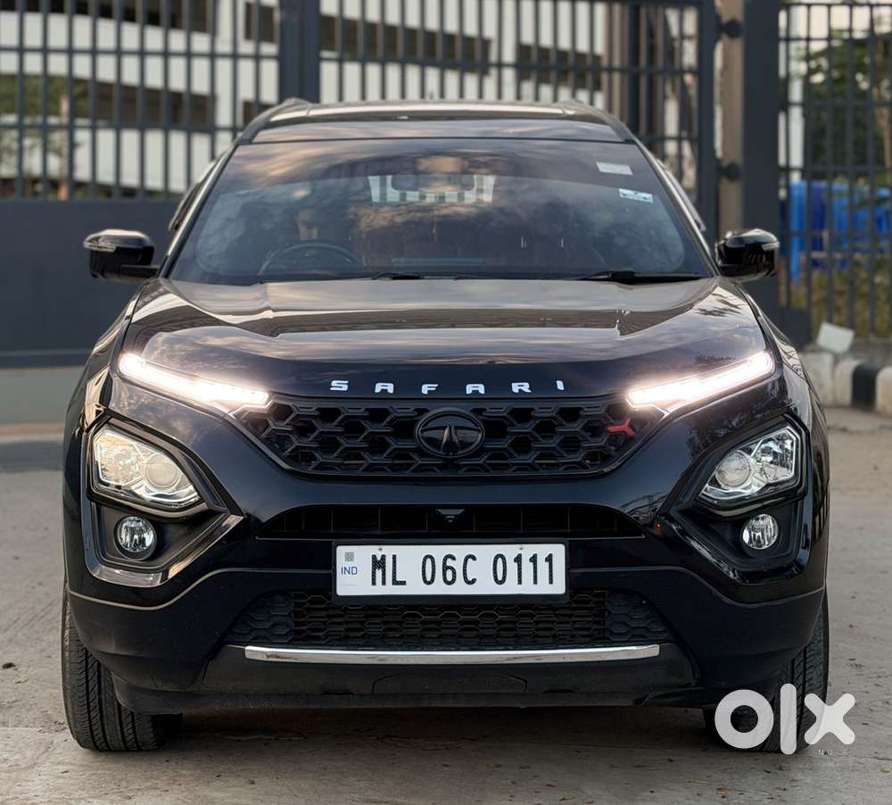Tata Safari 2.0 Kryotec Xz Plus Red Dark Edition, 2023, Diesel