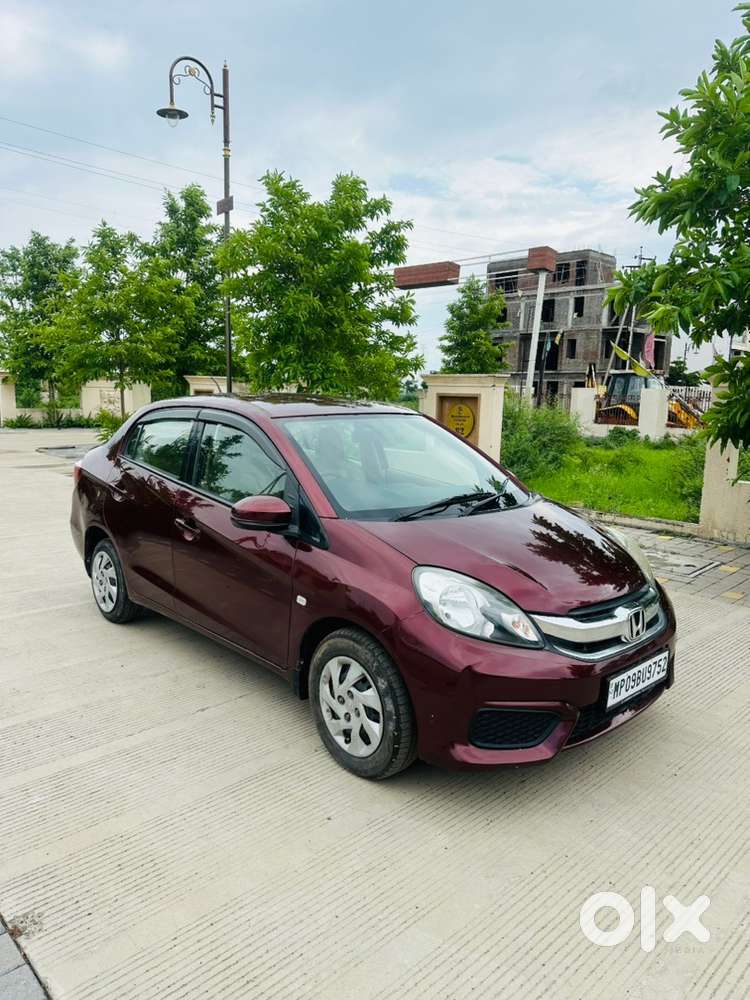 Honda Amaze (s) Diesel 1st Owner , Auto Climate Control Ac , Sterring