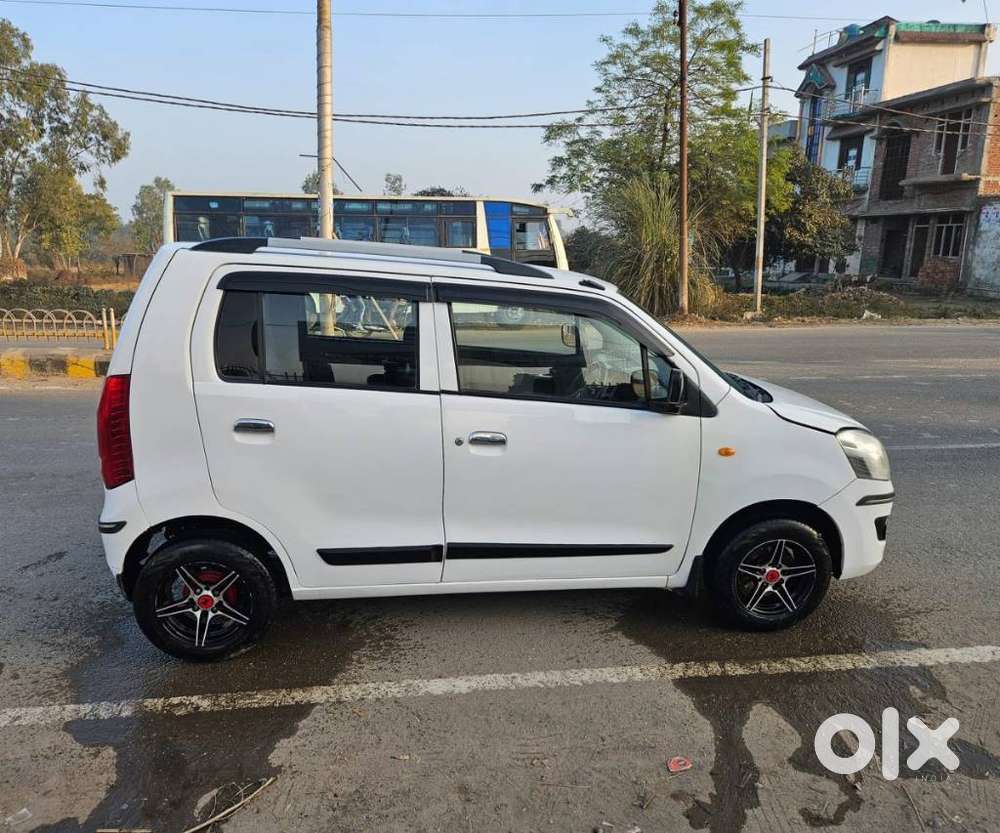 Maruti Suzuki Wagon R Cng Lxi Opt, 2017, Cng & Hybrids