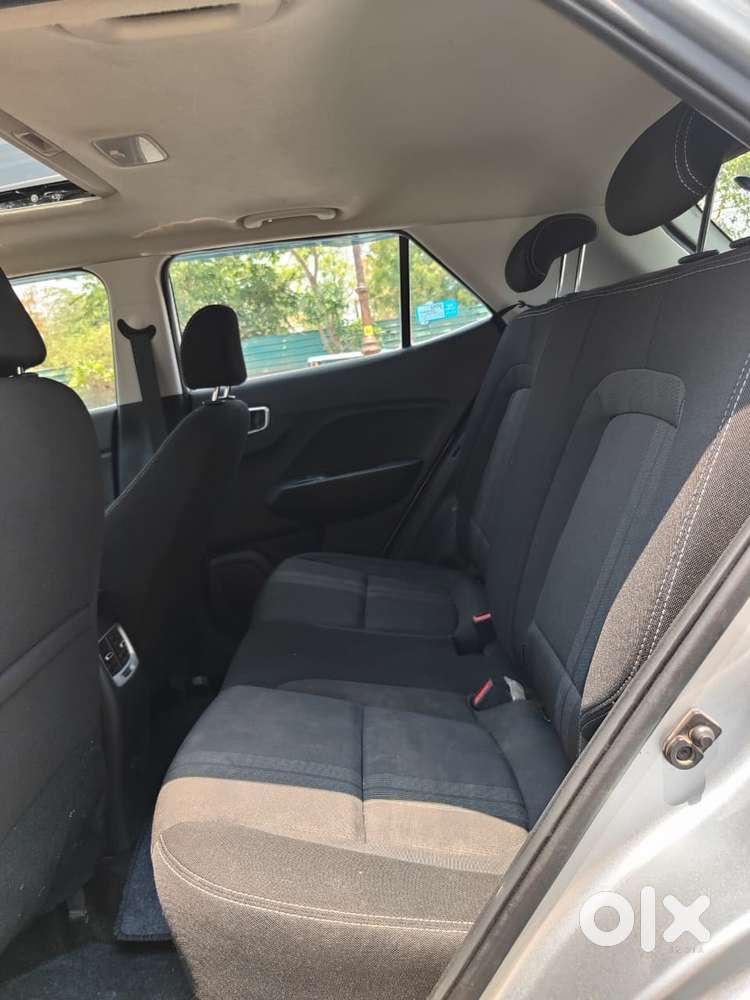Hyundai Venue S Turbo, 2021, Petrol