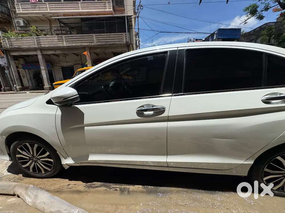 Honda City Zx 2018 Petrol