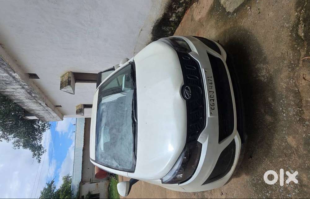 Mahindra Marazzo 2021 Diesel Variant