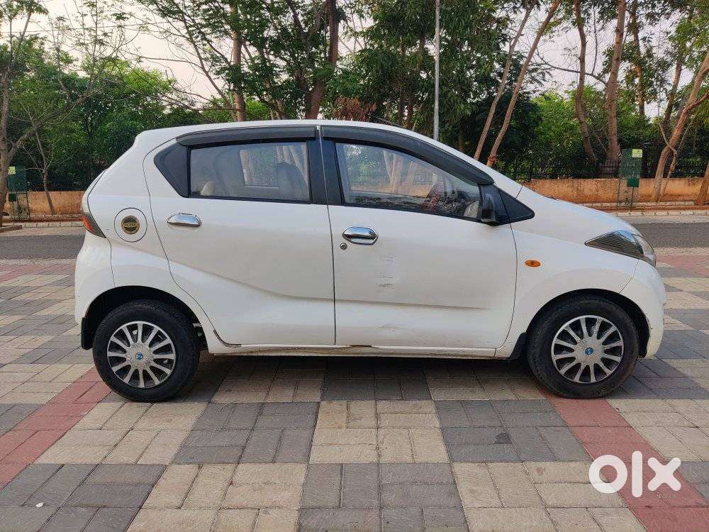 Datsun Redigo T Option, 2017, Petrol