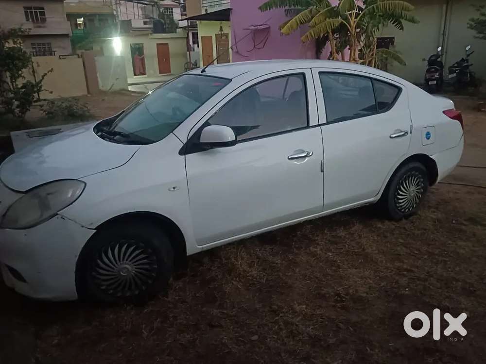 Nissan Sunny Diesel 2013