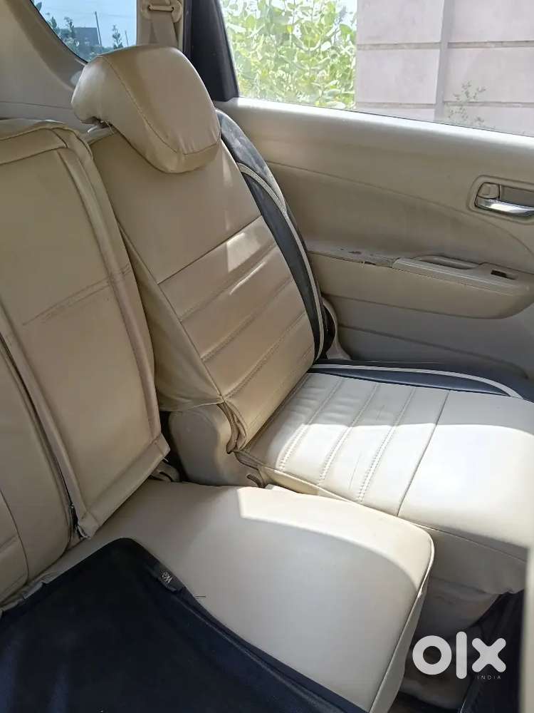 Maruti Suzuki Ertiga 2017