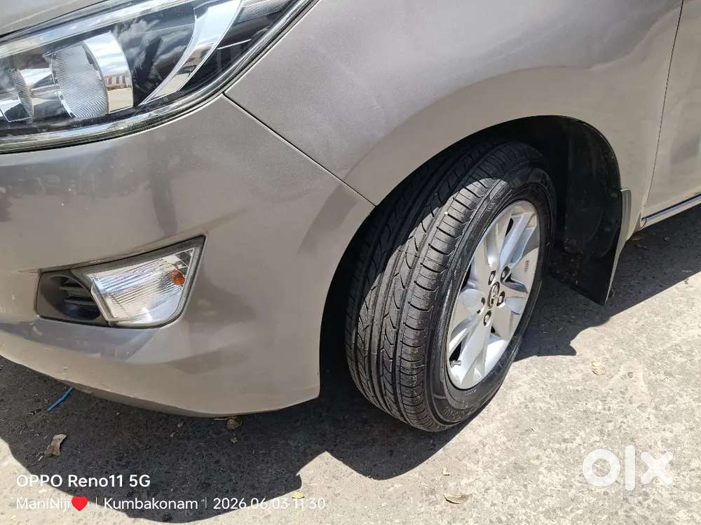 Toyota Innova Crysta 2019