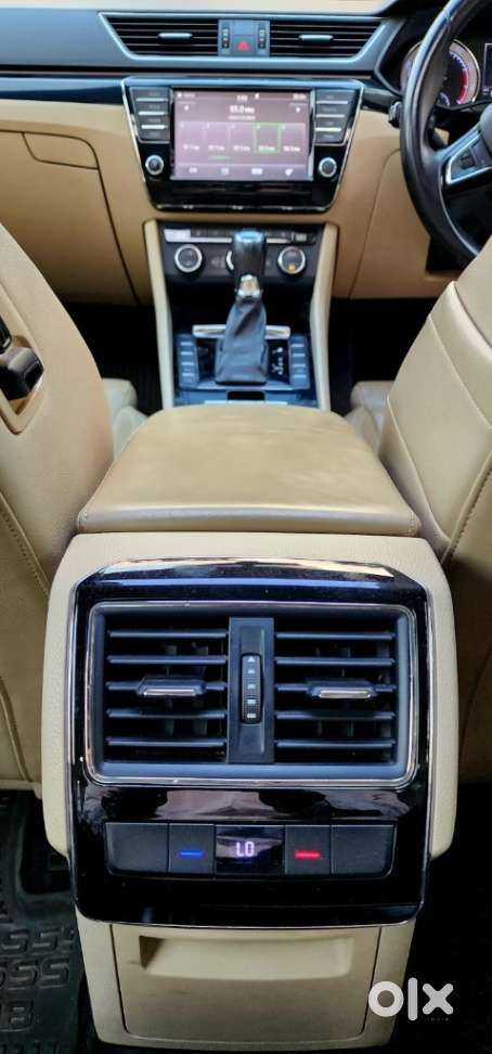 Skoda Superb L&k 1.8 Tsi At, 2017, Petrol