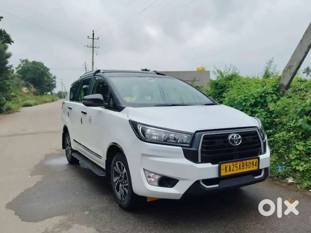 Toyota Innova Crysta 2023 Limited