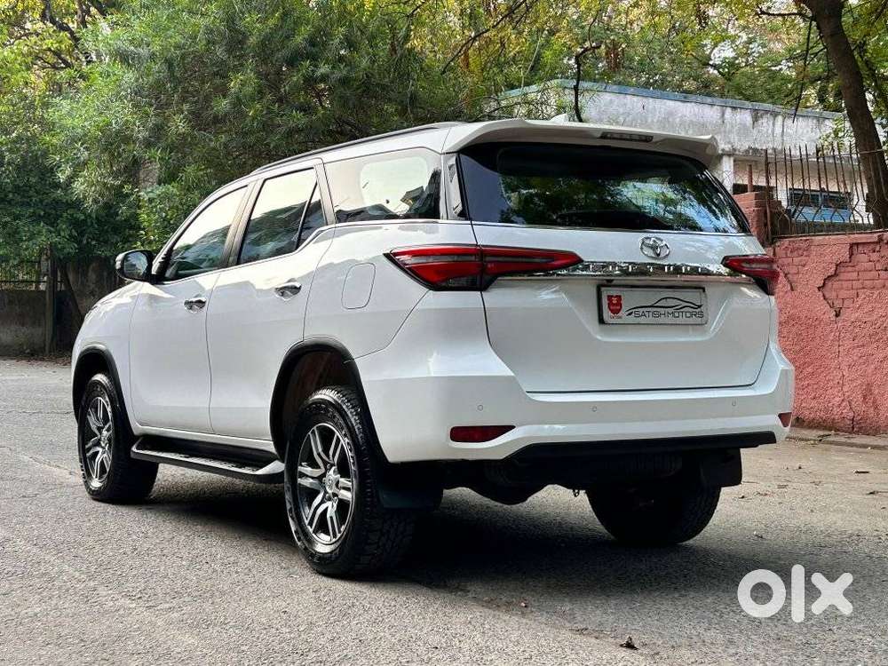 Toyota Fortuner 4x2 At 2.7 Petrol, 2024, Petrol