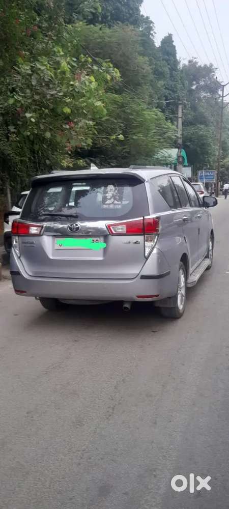 Innova Crysta Z Auto