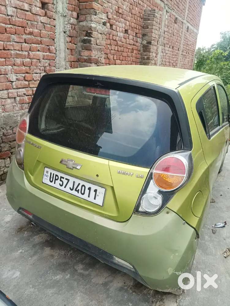 Chevrolet Beat 2010 Car
