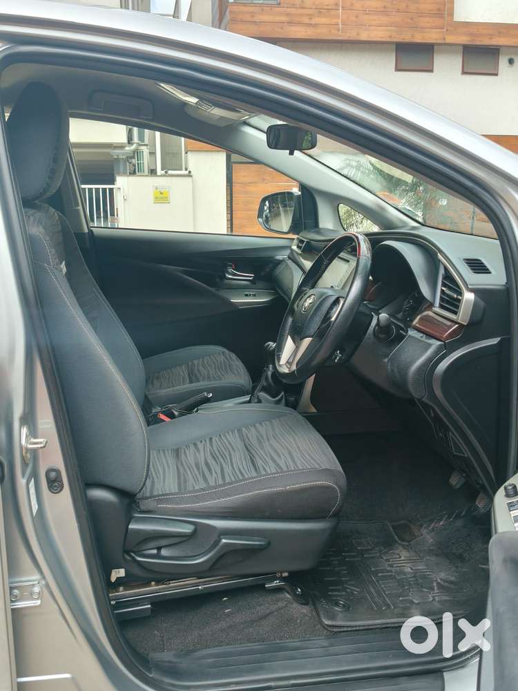 Toyota Innova Crysta 2.7 Vx Mt, 2019, Diesel