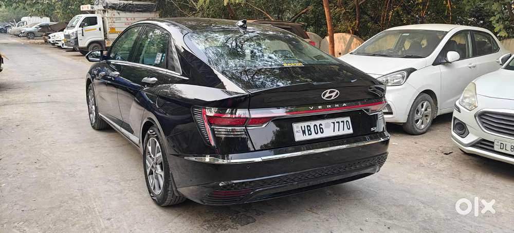 Hyundai Verna 1.5 Sx (o) Ivt, 2023, Petrol