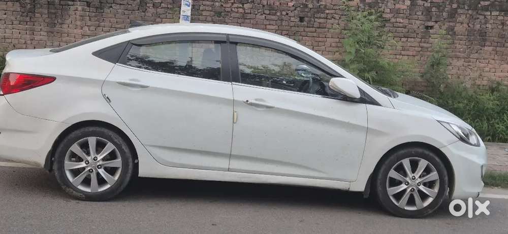 2013 Hyundai Verna Diesel Manual 98000 Km
