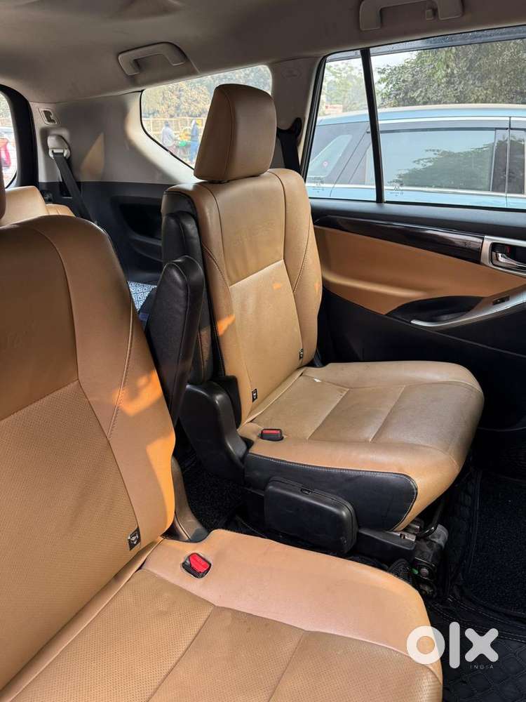Toyota Innova Crysta 2022