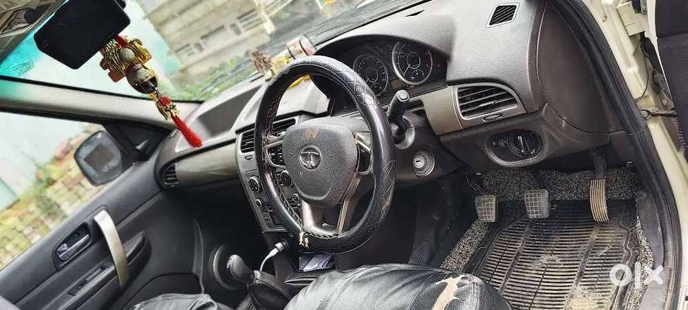 Tata Safari Storme 2017