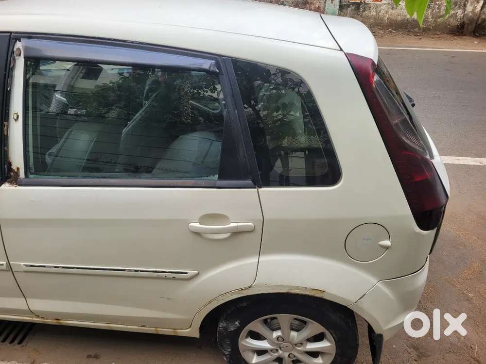 Ford Figo 2012 Diesel 115000 Km Driven Rc Book Missing