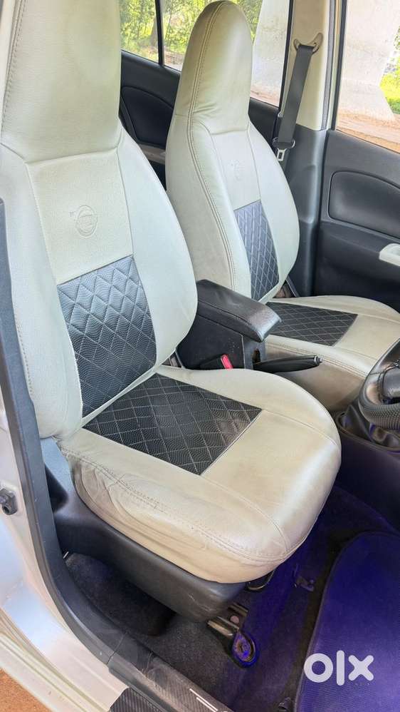 Nissan Micra Active 2015 Model
