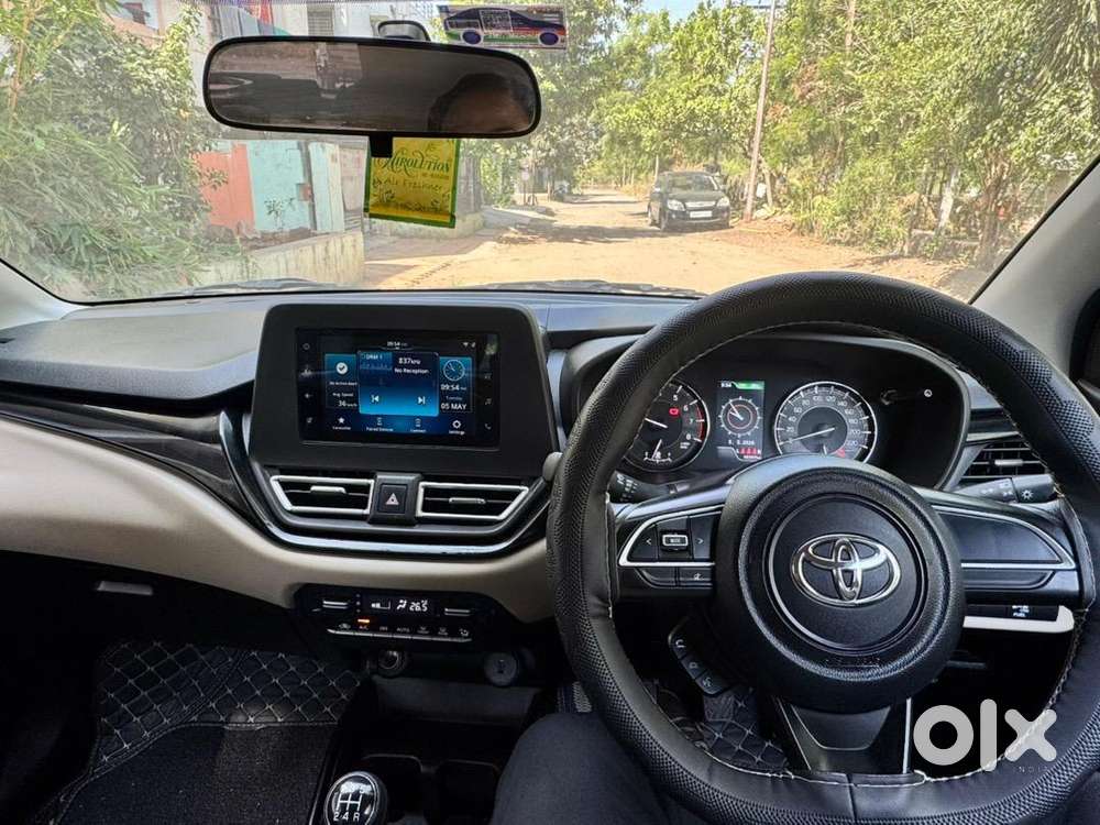 Toyota Glanza 2025 Cng & Petrol Well Maintained