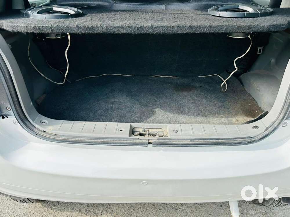 Maruti Suzuki Alto K10 2011 Petrol Well Maintained