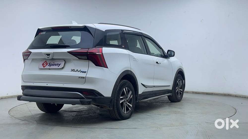 Mahindra Xuv700 2.2 Ax 5 Diesel At Str, 2021, Diesel