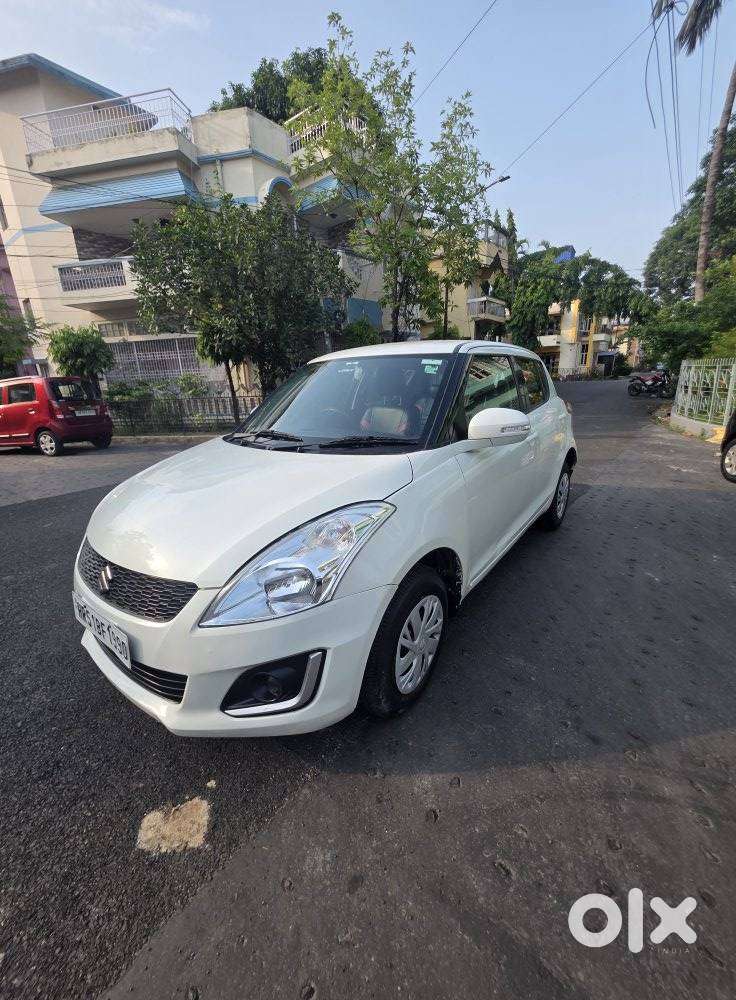 Maruti Suzuki Swift Vxi + Manual, 2015, Petrol