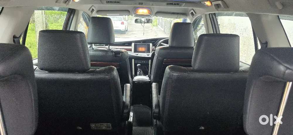 Toyota Innova Crysta 2016 Diesel Manual