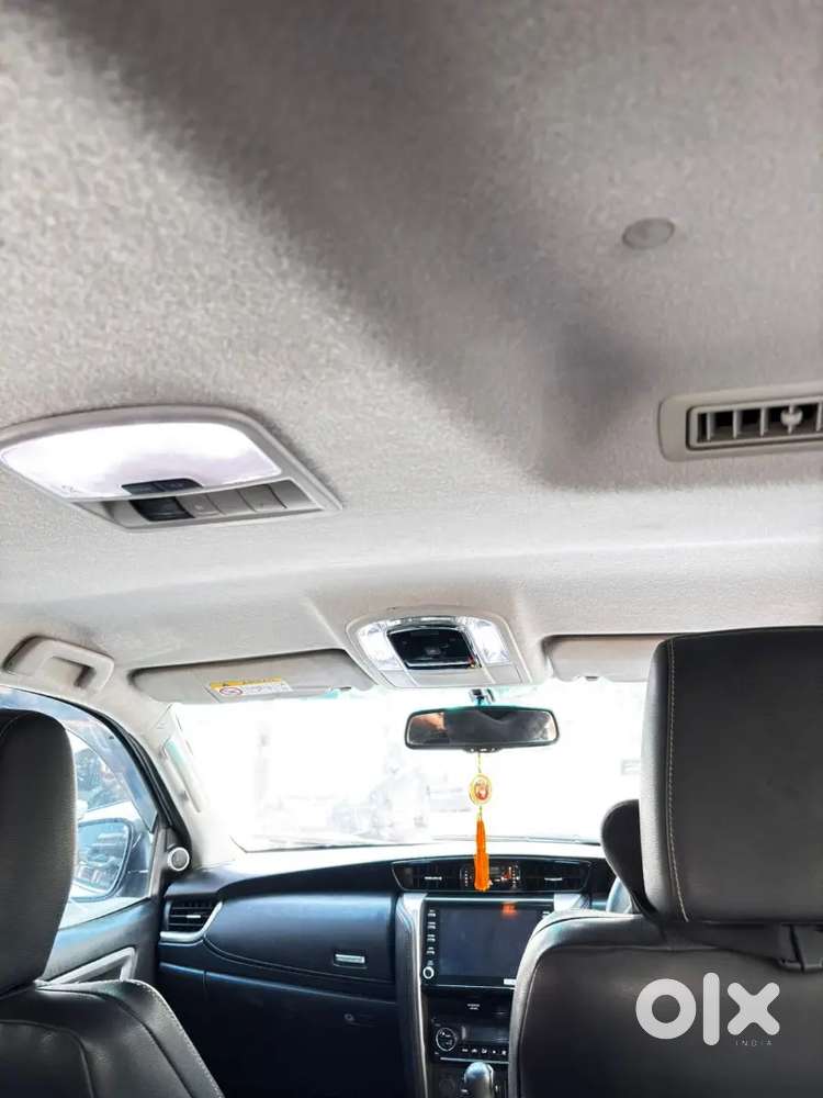 Toyota Fortuner Legender 2022