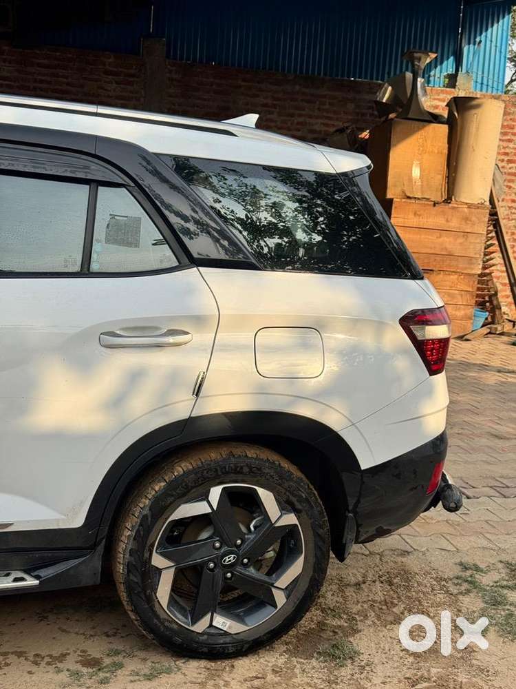 Hyundai Alcazar 2023 Diesel 14000 Km Driven