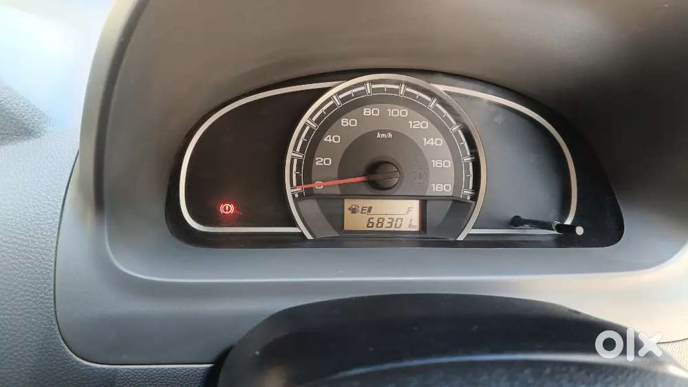 Charo Tayar New Hai
Seat Covar Or Android Sestam Laga Hua Hai
 Abhi B