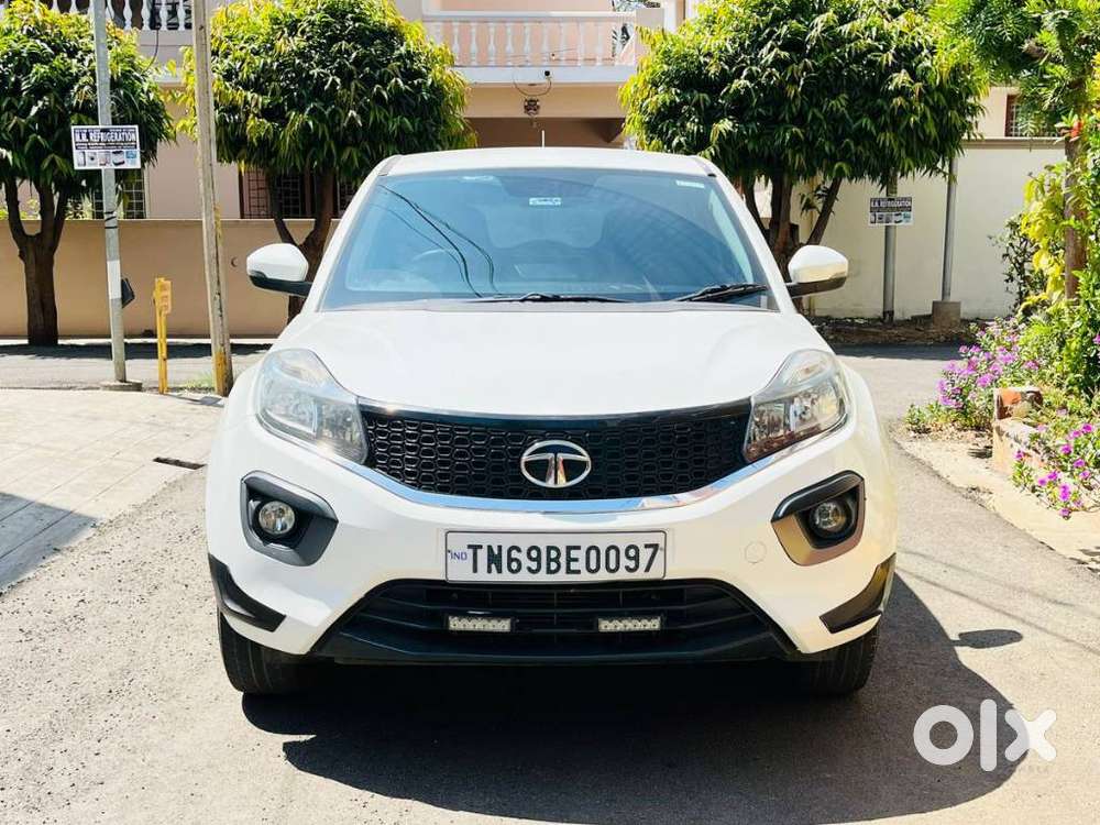 Tata Nexon, 2017, Petrol